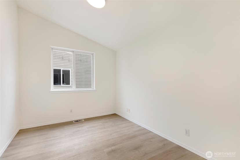 Property photo for 12715 35th Avenue NE #A, Seattle photo 19