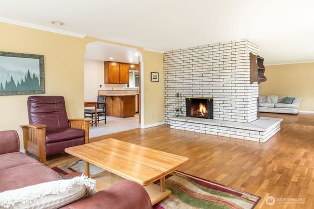 Property photo for 1708 Monterey Court NE, Renton photo 5