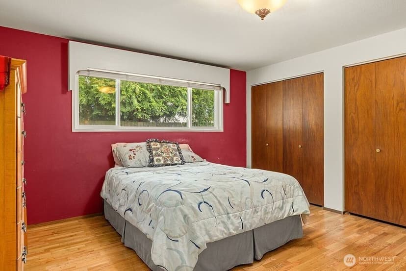 Property photo for 1708 Monterey Court NE, Renton photo 18