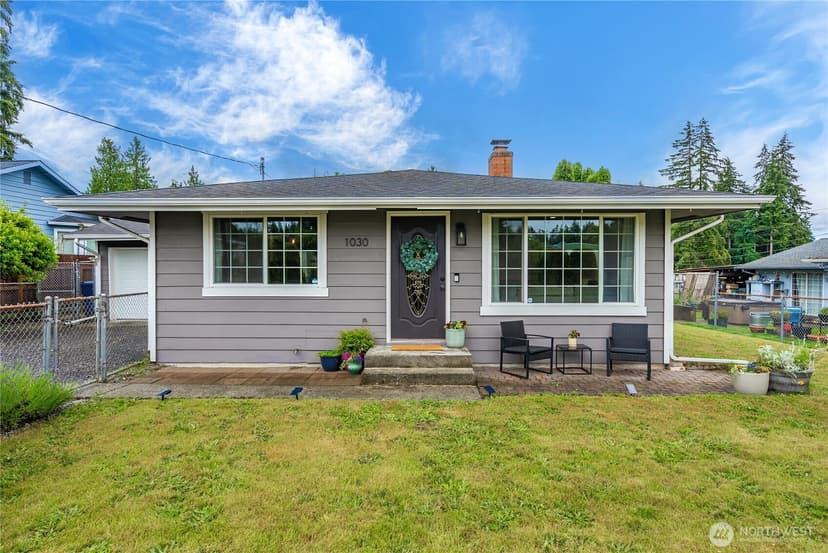 Property photo for 1030 118th Place SE, Everett
