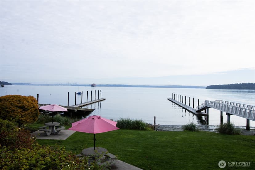 Property photo for 1088 Colchester Drive, Port Orchard photo 24