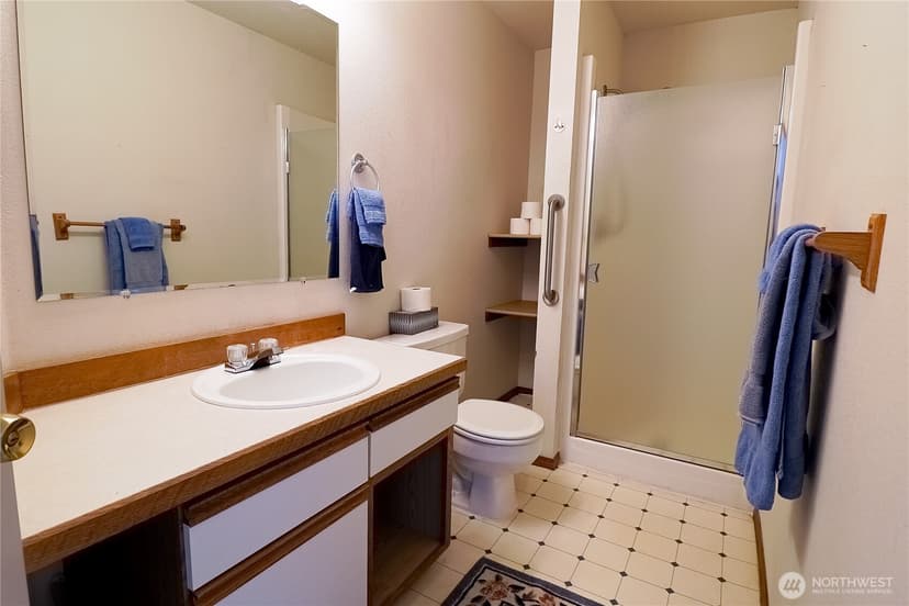 Property photo for 1088 Colchester Drive, Port Orchard photo 11