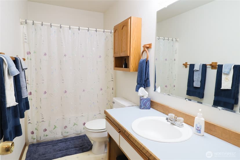 Property photo for 1088 Colchester Drive, Port Orchard photo 13