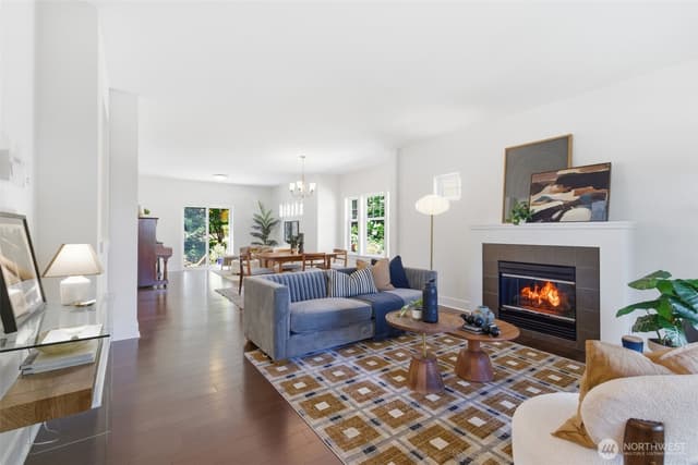 Property photo for 4417 28th Avenue S, Seattle photo 5