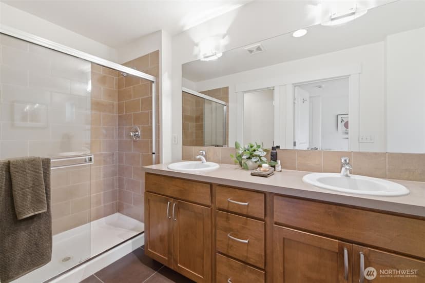 Property photo for 4417 28th Avenue S, Seattle photo 20