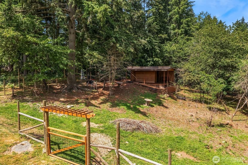 Property photo for 17424 107th Avenue SW, Vashon photo 27