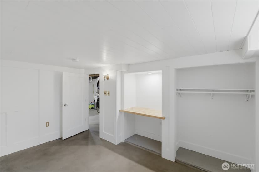 Property photo for 2412 2nd Avenue W, Seattle photo 23