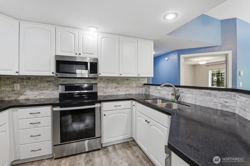 Property photo for 5510 S 234th Place #21-5, Kent photo 6