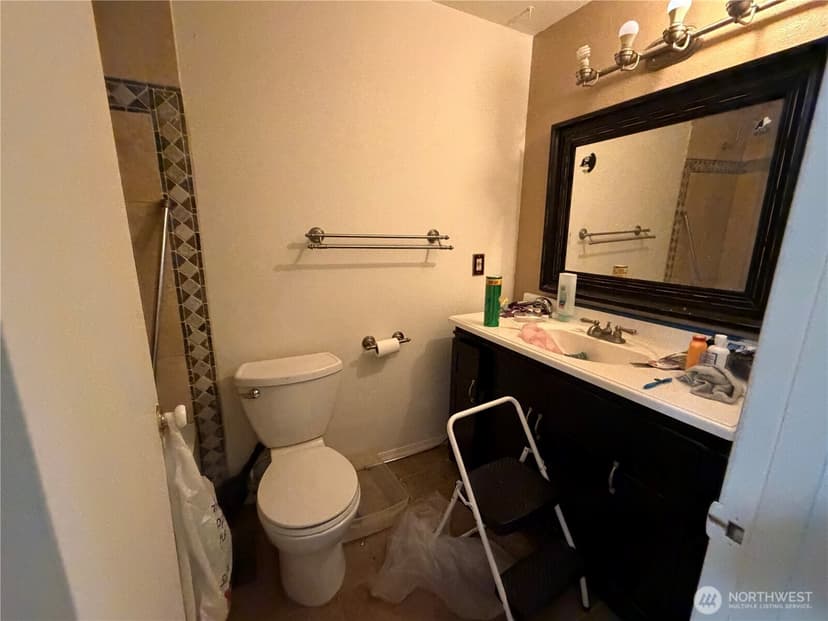 Property photo for 6009 85th Street E, Puyallup photo 13