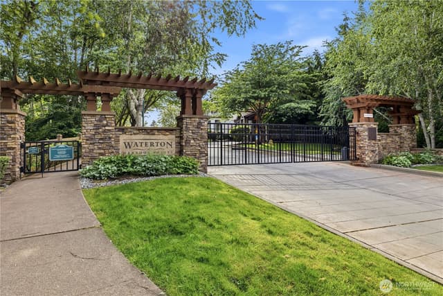 Property photo for 6603 Waterton Circle, Mukilteo photo 2