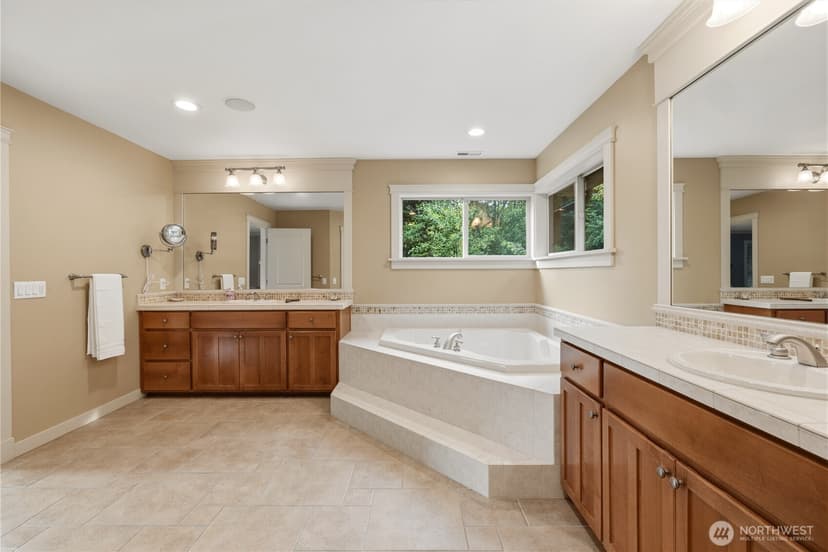 Property photo for 6603 Waterton Circle, Mukilteo photo 18