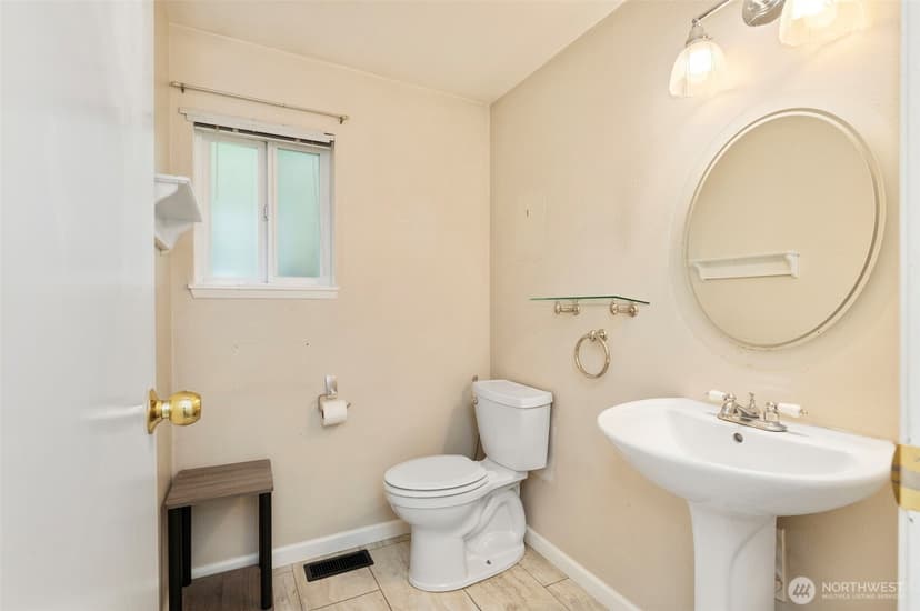 Property photo for 1307 NW Slate Lane #101, Silverdale photo 26