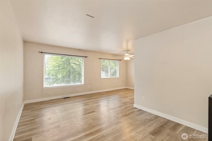 Property photo for 1307 NW Slate Lane #101, Silverdale photo 4