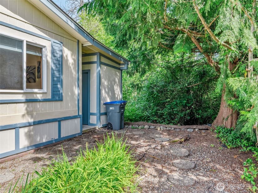Property photo for 6898 Capricorn Lane NE #6, Bremerton photo 29