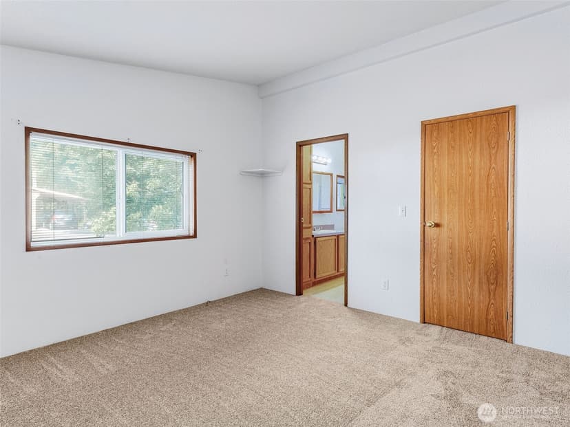 Property photo for 6898 Capricorn Lane NE #6, Bremerton photo 19