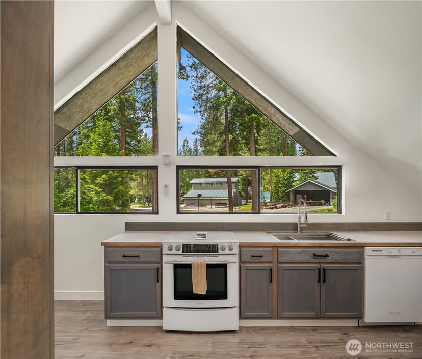 Property photo for 21005 Lower Chiwawa River Road, Leavenworth photo 4
