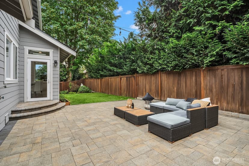 Property photo for 9108 124th Avenue NE, Kirkland photo 32