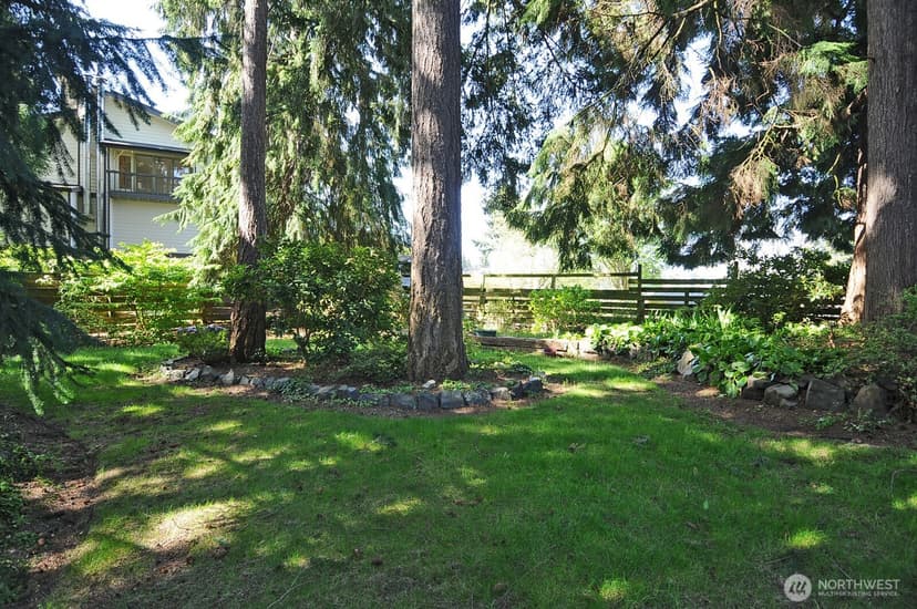 Property photo for 143 S 297th Place, Federal Way photo 31