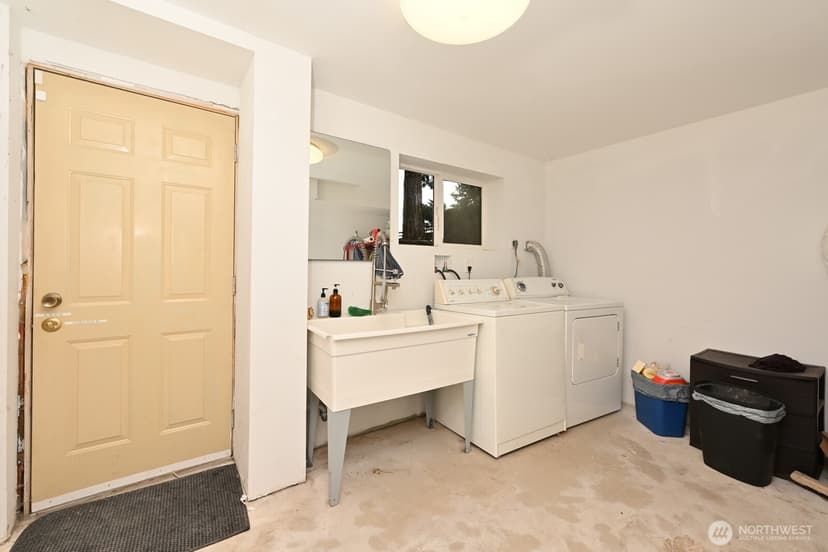 Property photo for 143 S 297th Place, Federal Way photo 22