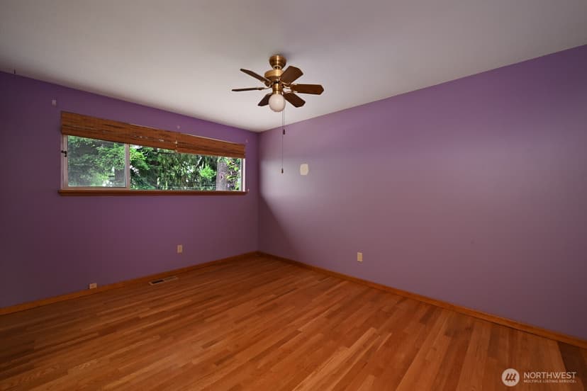 Property photo for 143 S 297th Place, Federal Way photo 16