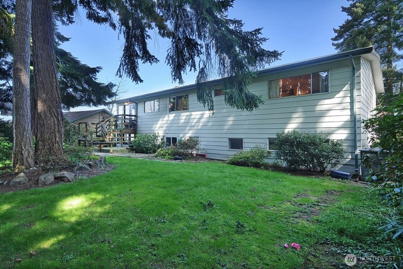 Property photo for 143 S 297th Place, Federal Way photo 30