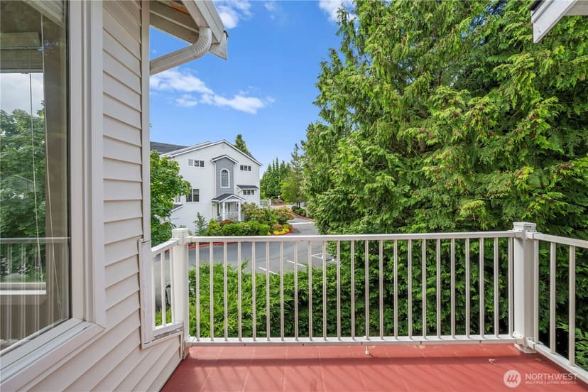 Property photo for 5500 Harbour Pointe Blvd #H201, Mukilteo photo 30