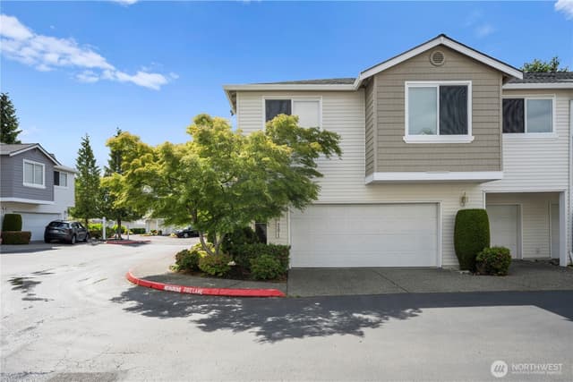 Property photo for 5500 Harbour Pointe Blvd #H201, Mukilteo photo 4