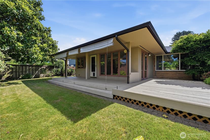 Property photo for 7025 43rd Avenue NE, Seattle photo 19