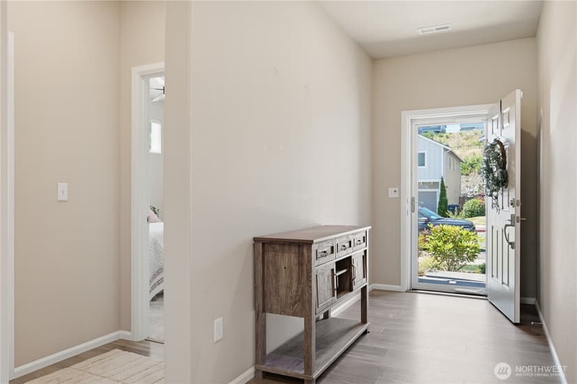 Property photo for 1170 Baker Heights Loop, Bremerton photo 15