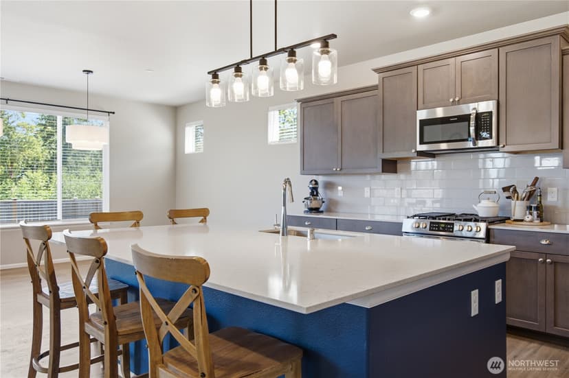 Property photo for 1170 Baker Heights Loop, Bremerton photo 8