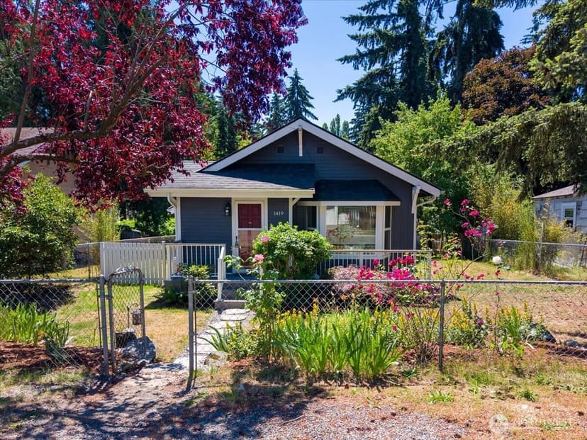 Property photo for 1419 S 129th Street, Burien photo 6