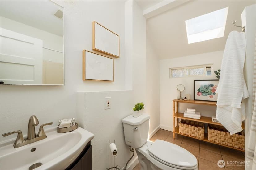 Property photo for 1419 S 129th Street, Burien photo 25