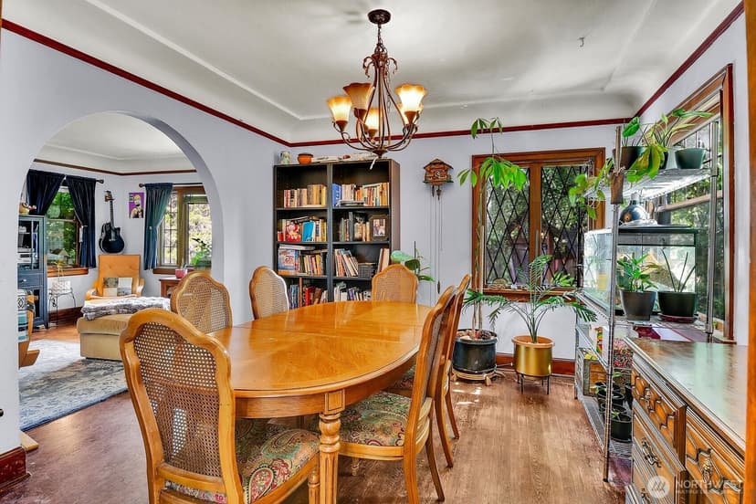 Property photo for 315 N 46th, Seattle photo 8