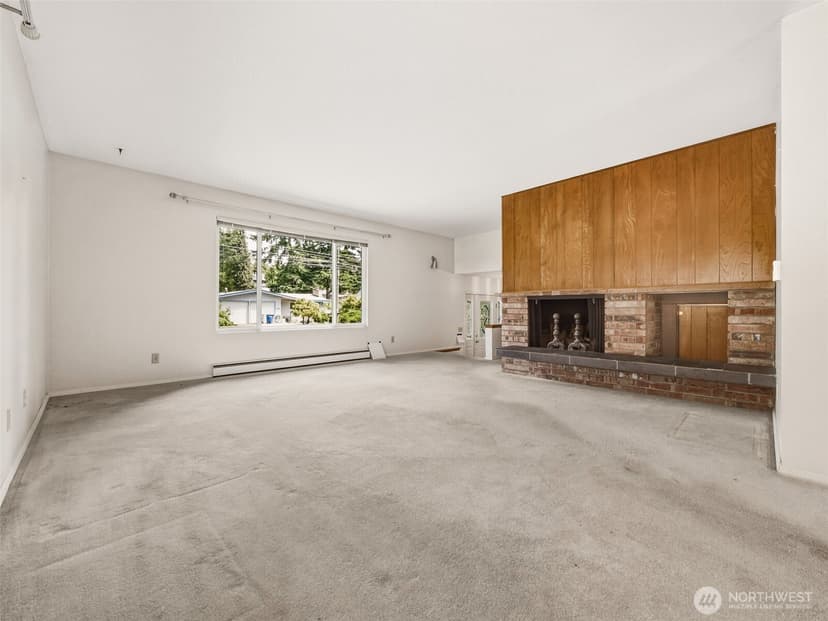 Property photo for 1935 SW 164th Street, Burien photo 11