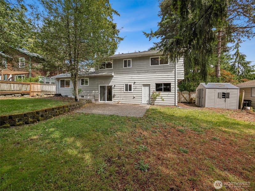 Property photo for 1935 SW 164th Street, Burien photo 3
