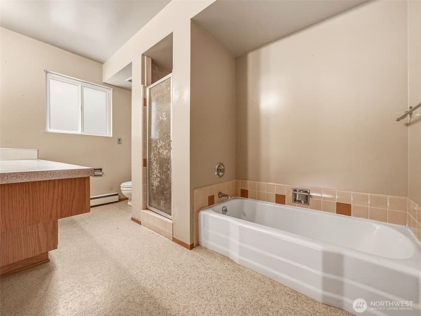 Property photo for 1935 SW 164th Street, Burien photo 18