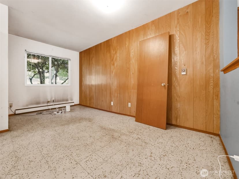 Property photo for 1935 SW 164th Street, Burien photo 14