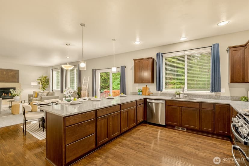 Property photo for 810 90th Street NW, Tulalip photo 7