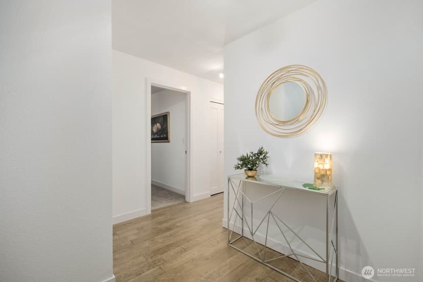 Property photo for 1727 Harbor Avenue SW #N401, Seattle photo 2