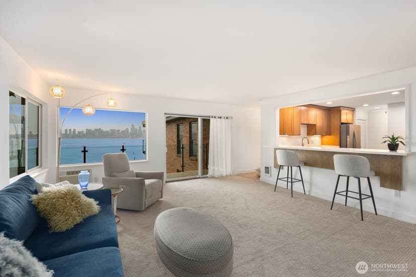 Property photo for 1727 Harbor Avenue SW #N401, Seattle photo 6