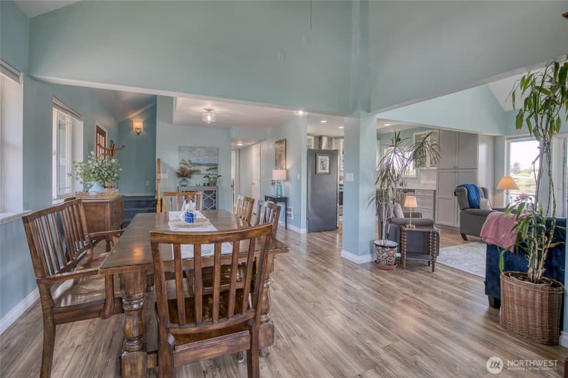 Property photo for 142 Sea Breeze Loop SE, Ocean Shores photo 10