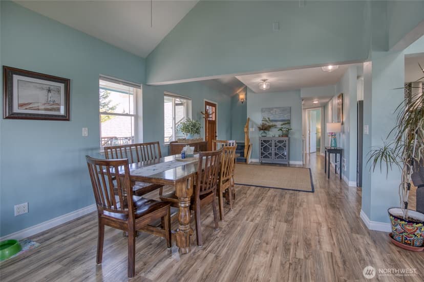 Property photo for 142 Sea Breeze Loop SE, Ocean Shores photo 9