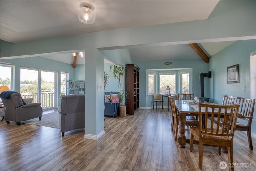 Property photo for 142 Sea Breeze Loop SE, Ocean Shores photo 8