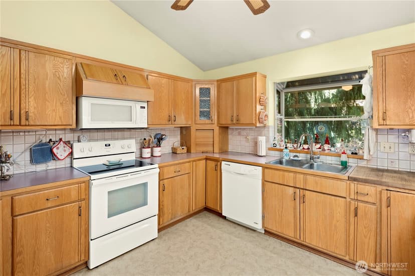 Property photo for 9509 150th Street SE, Snohomish photo 13