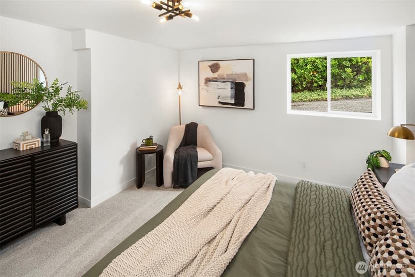Property photo for 3306 35th Avenue SW, Seattle photo 16