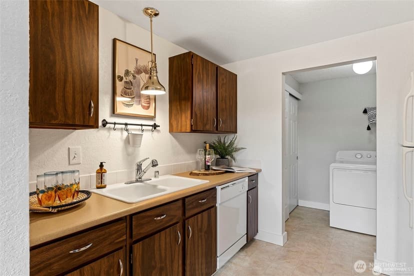 Property photo for 4904 81st Place SW #301, Mukilteo photo 10