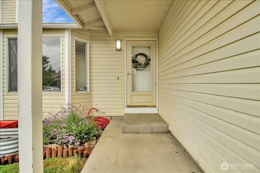 Property photo for 27236 Manor Place NW, Stanwood photo 3