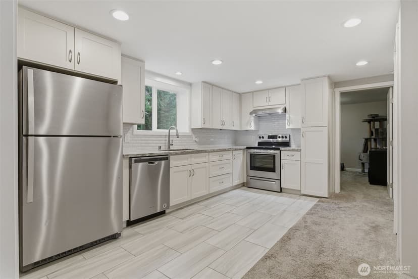 Property photo for 6427 182nd Place SW, Lynnwood photo 23