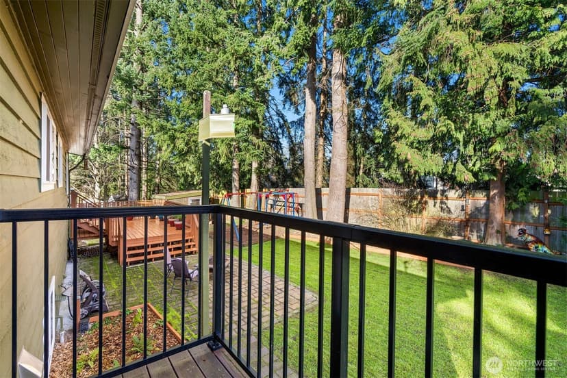 Property photo for 6427 182nd Place SW, Lynnwood photo 15