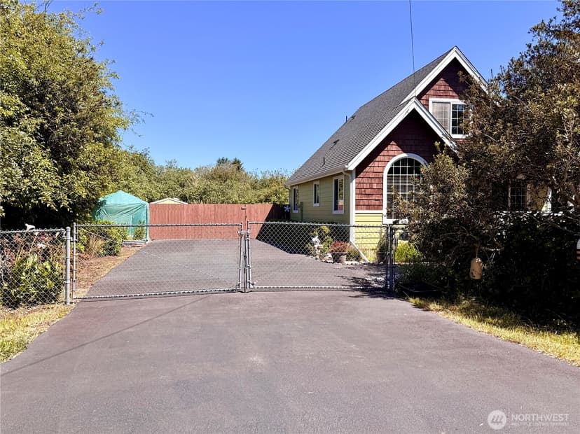 Property photo for 148 Wishkah Street SW, Ocean Shores photo 26